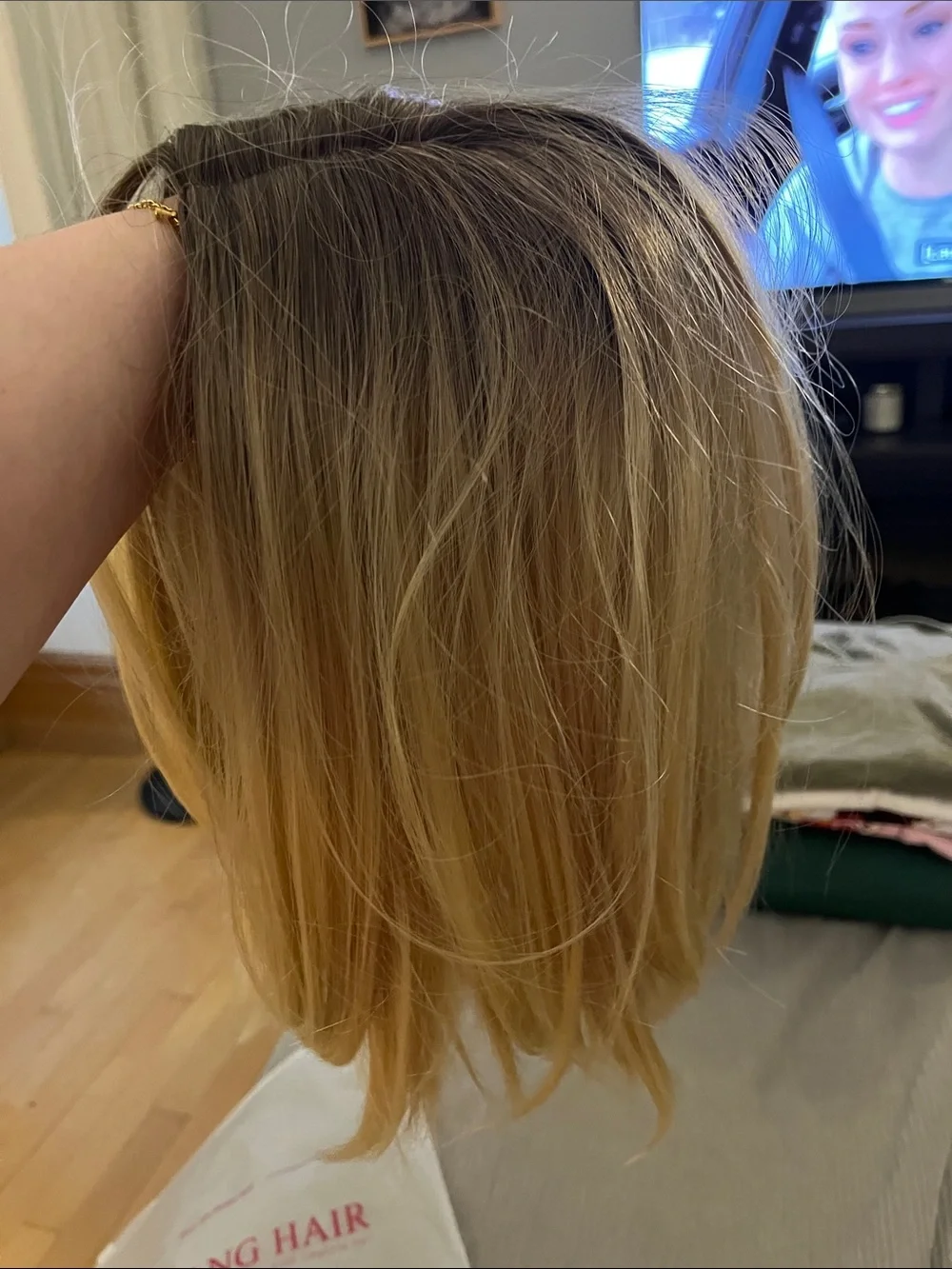 Blonde wig- Natural Blonde ombré
